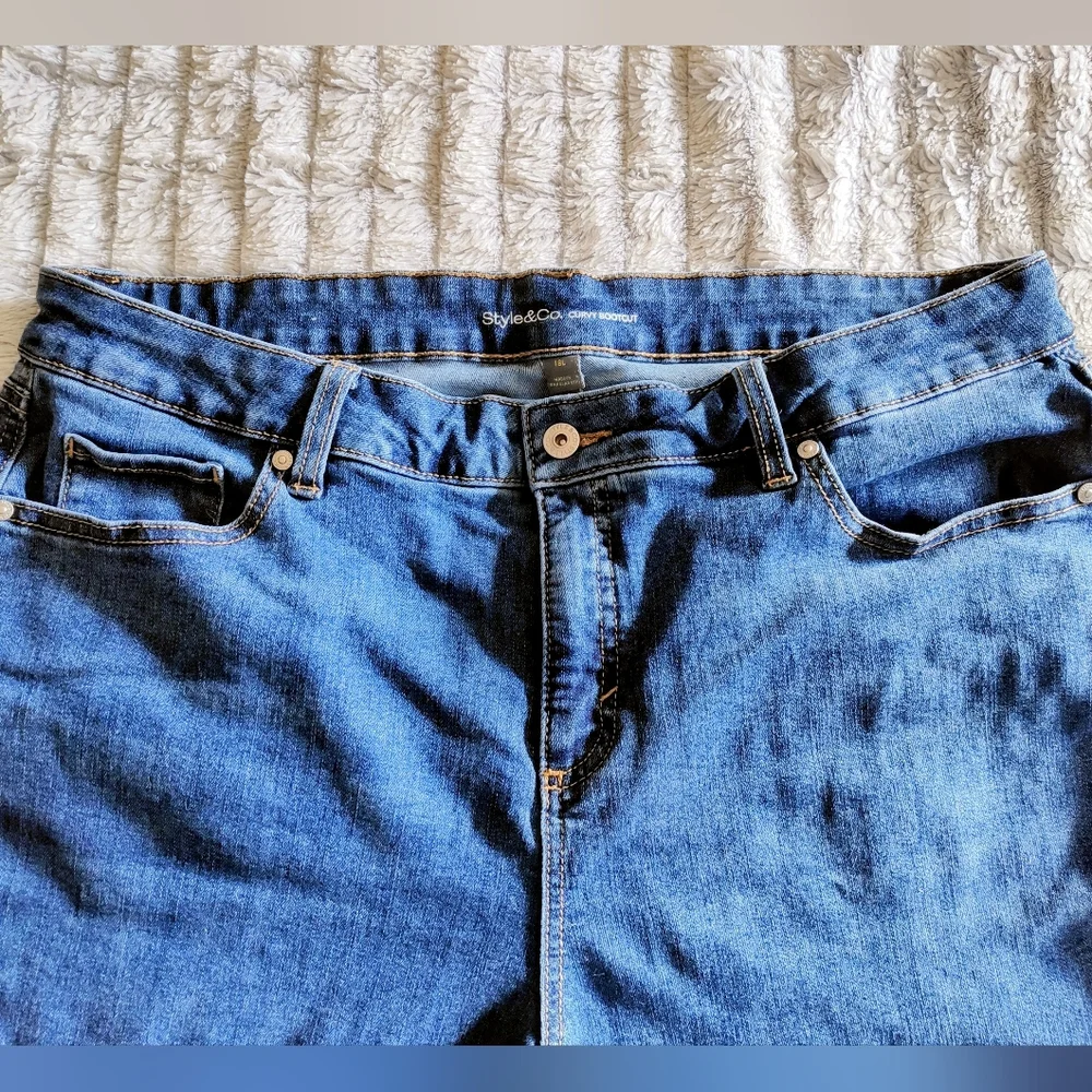 ~~Style & Co. 👖Bootcut~~ - Picture 3 of 5